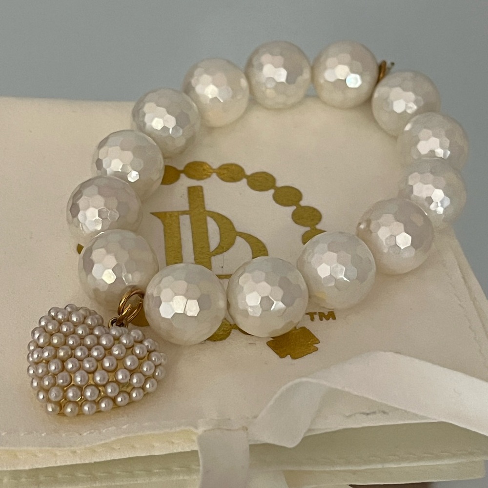 Powerbeads by Jen Pearl Bracelet with Heart Charm